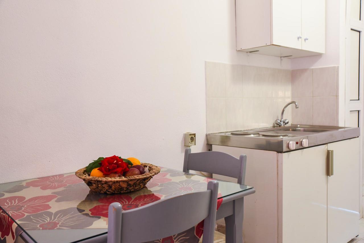 Lagonas Beach Hotel Apartments Faliraki Eksteriør bilde