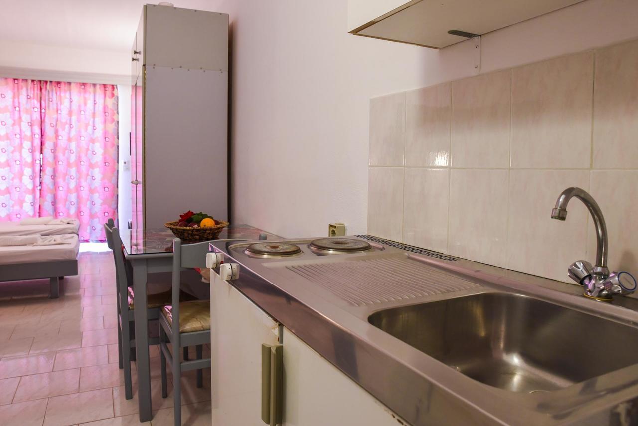 Lagonas Beach Hotel Apartments Faliraki Eksteriør bilde